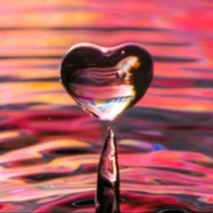 Like this listing to bookmark Chantyes boutique❣️♥️❣️